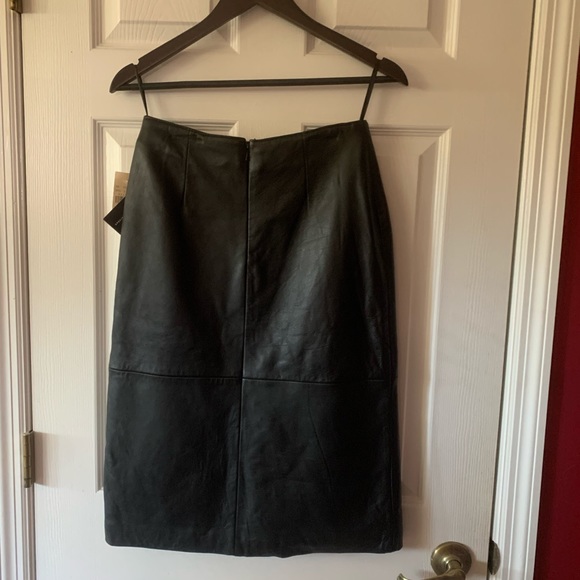 Wilsons black leather skirt - Picture 3 of 3